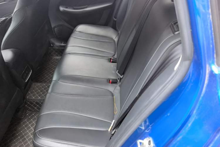 Used Roewe i5 2020 1.5L Automatic 4G Connect Luxury Flagship Edition Left Rear Seat