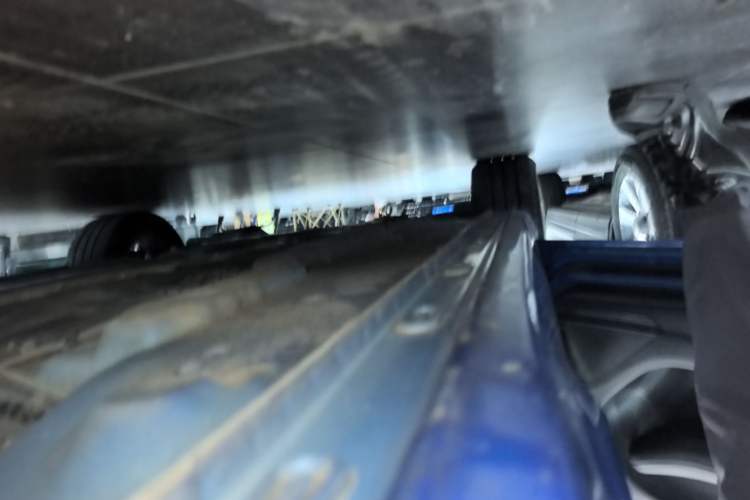 Used Roewe i5 2020 1.5L Automatic 4G Connect Luxury Flagship Edition Left Side Sill