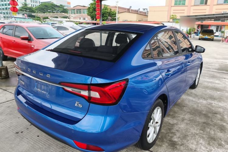 Used Roewe i5 2020 1.5L Manual 4G Connect Luxury Edition Rear Right 45 Deg