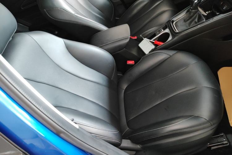 Used Roewe i5 2020 1.5L Automatic 4G Connect Luxury Flagship Edition Right Front Seat