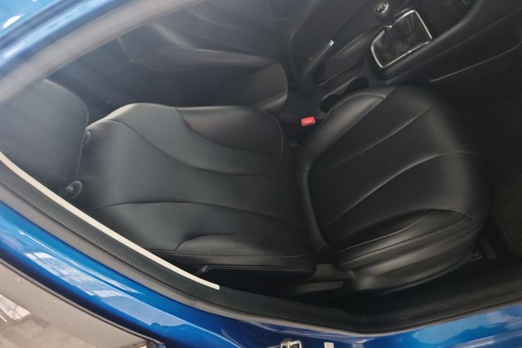 Used Roewe i5 2020 1.5L Manual 4G Connect Leehao Flagship Edition Right Front Seat