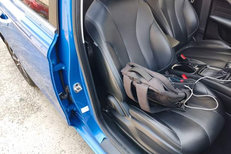 Used Roewe i5 2020 1.5L Automatic 4G Connect Luxury Flagship Edition Right Front Seat