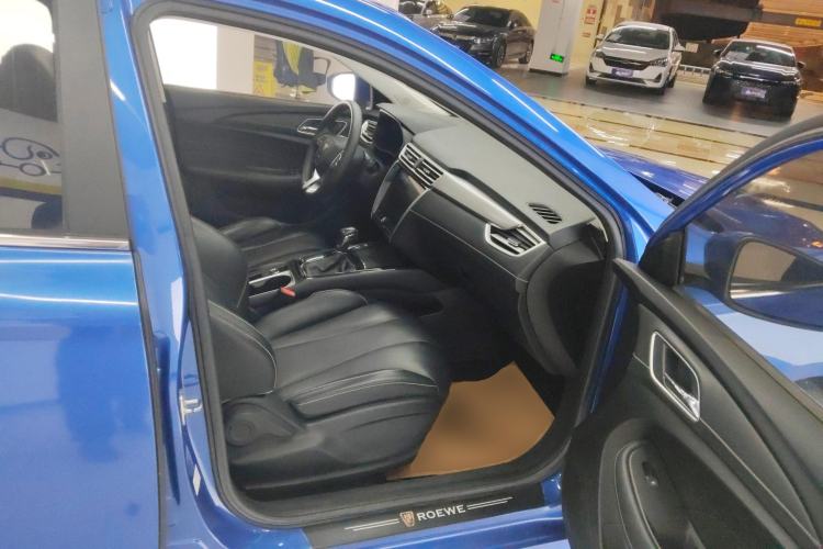 Used Roewe i5 2020 1.5L Automatic 4G Connect Luxury Flagship Edition Right Front Seat