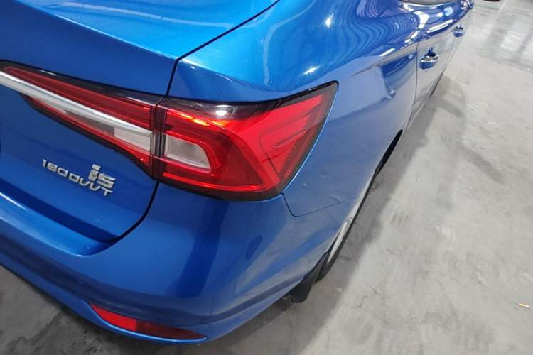 Used Roewe i5 2020 1.5L Automatic 4G Connected Linghao Edition Right Rear Taillight