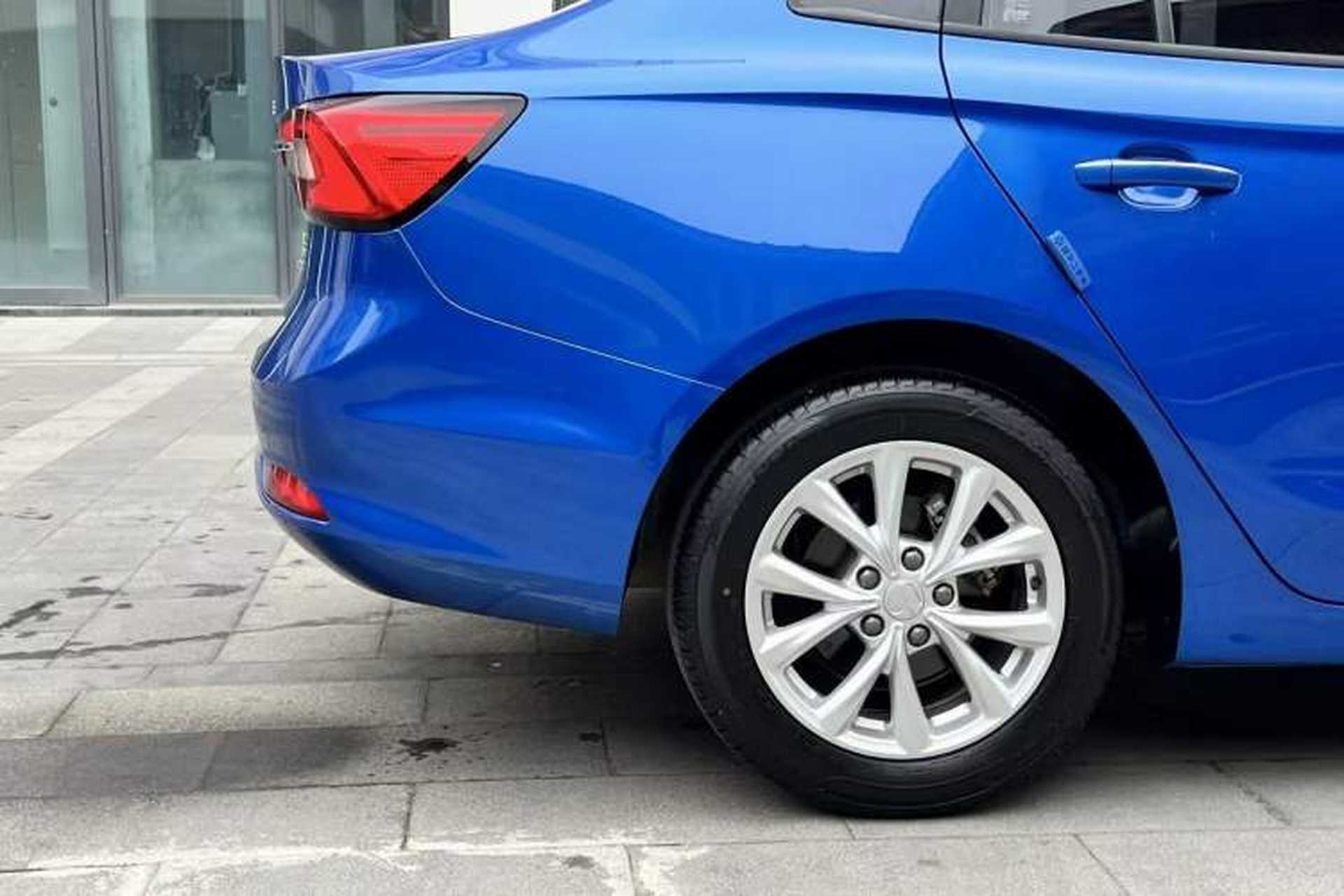Used Roewe i5 2020 1.5L Automatic 4G Connected Linghao Edition Right Rear Wheel Hub