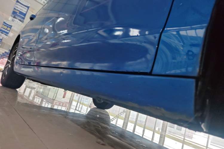 Used Roewe i5 2020 1.5L Manual 4G Connect Leehao Flagship Edition Right Side Sill