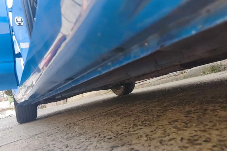 Used Roewe i5 2020 1.5L Automatic 4G Connect Luxury Flagship Edition Right Side Sill