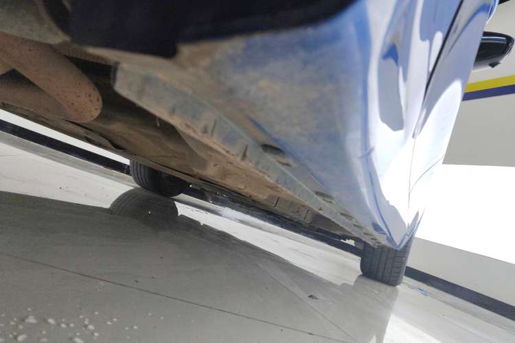 Used Roewe i5 2020 1.5L Automatic 4G Connect Luxury Flagship Edition Right Side Sill