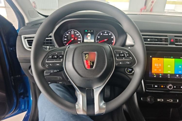 Used Roewe i5 2020 1.5L Manual 4G Connect Leehao Flagship Edition Steering Wheel