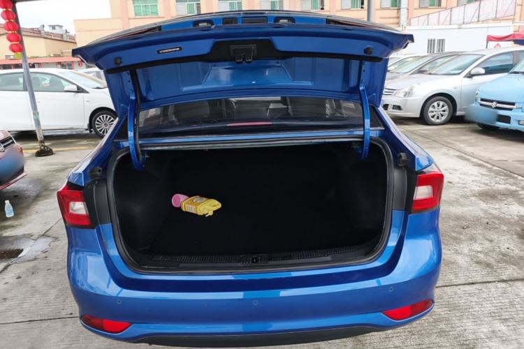 Used Roewe i5 2020 1.5L Manual 4G Connect Luxury Edition Trunk