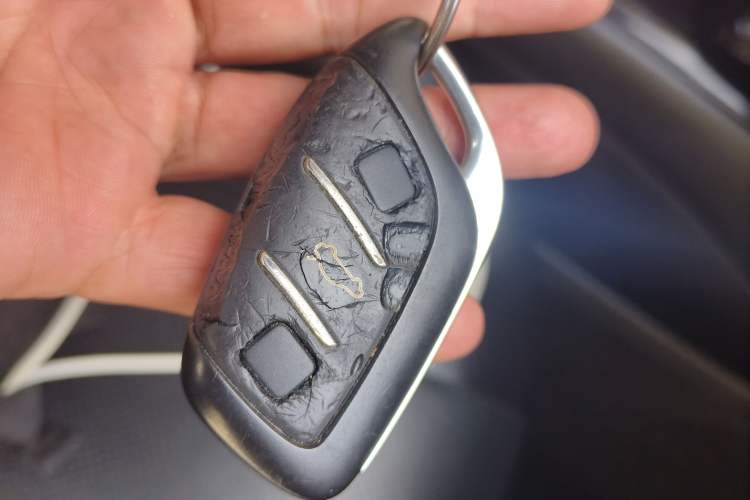 Used Roewe i5 2020 1.5L Automatic 4G Connect Luxury Flagship Edition Vehicle Key