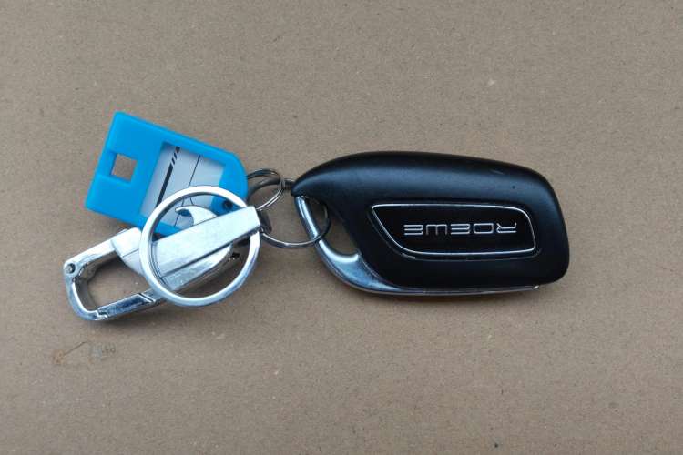 Used Roewe i5 2020 1.5L Automatic 4G Connect Luxury Flagship Edition Vehicle Key