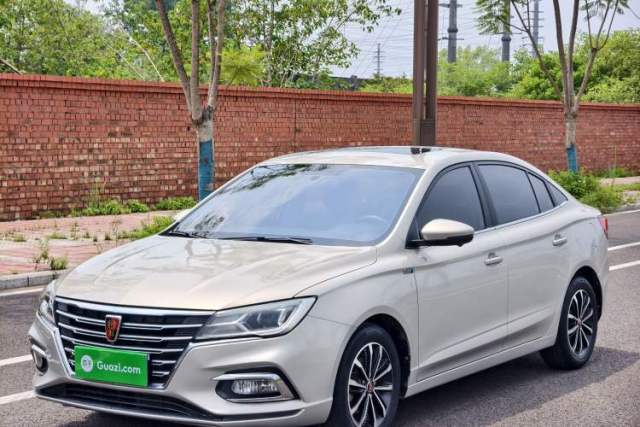 Używany Roewe i5 2020 1.5L Automatic 4G Connect Luxury Flagship Edition