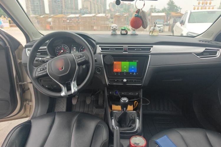 Used Roewe i5 2020 1.5L Manual 4G Connect Leehao Flagship Edition Center Console