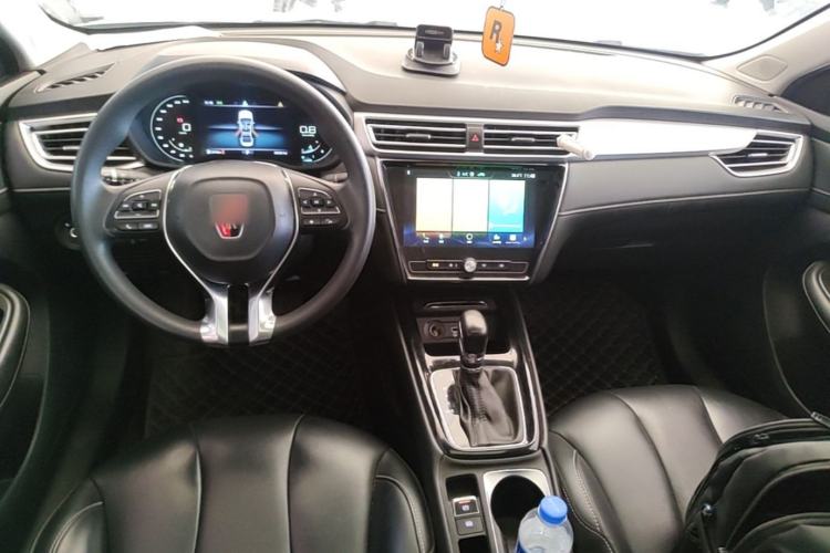Used Roewe i5 2020 1.5L Automatic 4G Connect Luxury Flagship Edition Center Console