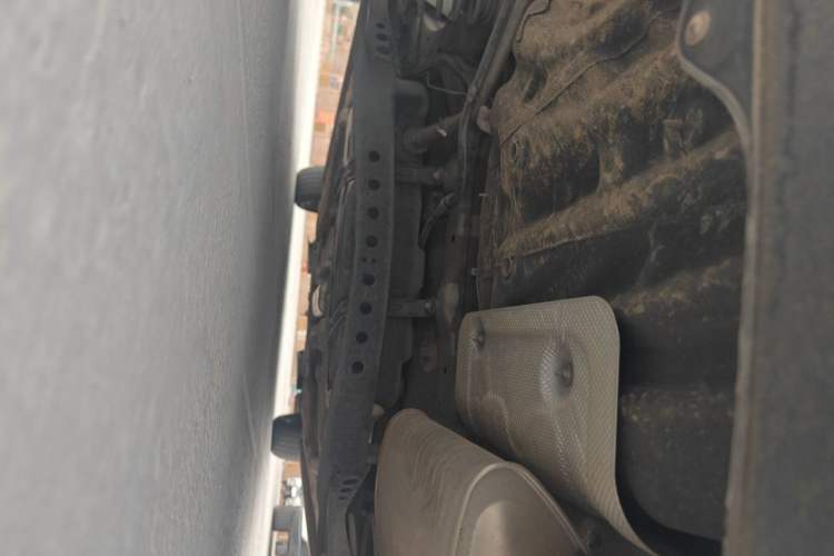Used Roewe i5 2020 1.5L Manual 4G Connect Leehao Flagship Edition Chassis Rear