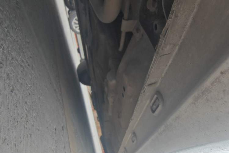 Used Roewe i5 2020 1.5L Manual 4G Connect Leehao Flagship Edition Chassis Rear Right