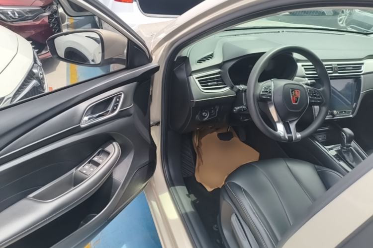 Used Roewe i5 2020 1.5L Automatic 4G Connect Luxury Flagship Edition Driver Seat