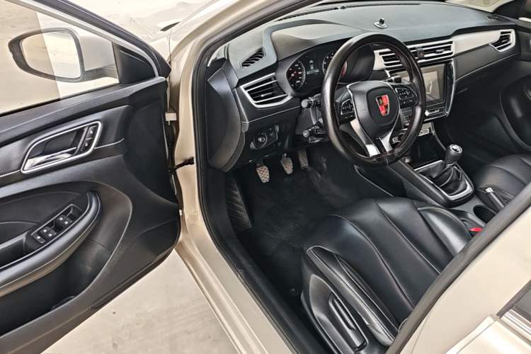 Used Roewe i5 2020 1.5L Manual 4G Connect Leehao Flagship Edition Driver Seat