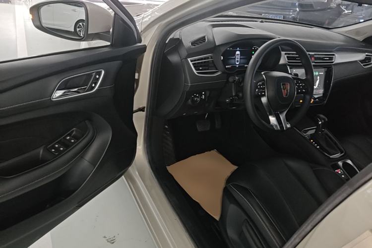 Used Roewe i5 2020 1.5L Automatic 4G Connect Luxury Flagship Edition Driver Seat