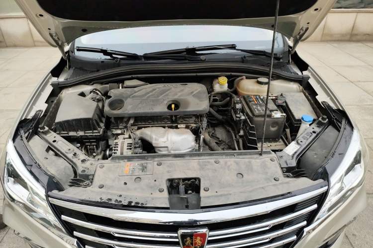 Used Roewe i5 2020 1.5L Automatic 4G Connect Luxury Flagship Edition Engine Bay