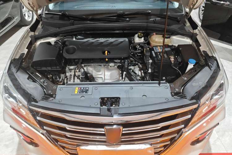 Used Roewe i5 2020 1.5L Automatic 4G Connect Luxury Flagship Edition Engine Bay
