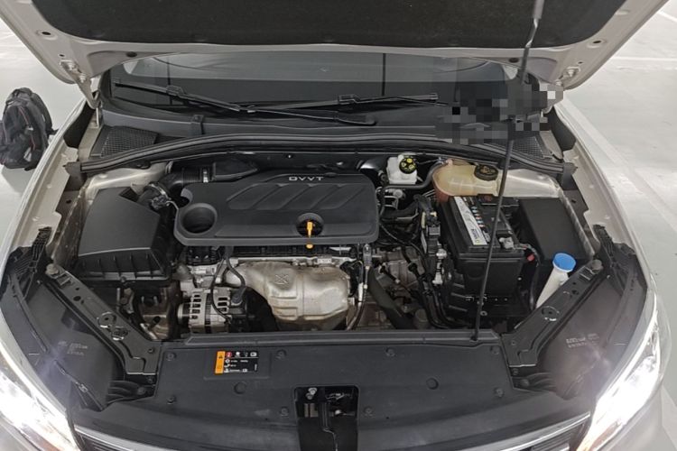 Used Roewe i5 2020 1.5L Automatic 4G Connect Luxury Flagship Edition Engine Bay