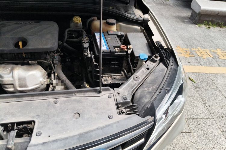 Used Roewe i5 2020 1.5L Automatic 4G Connected Leading Intelligent Driving Edition Engine Bay Left