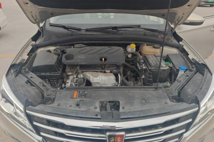 Used Roewe i5 2020 1.5L Manual 4G Connect Leehao Flagship Edition Engine Bay