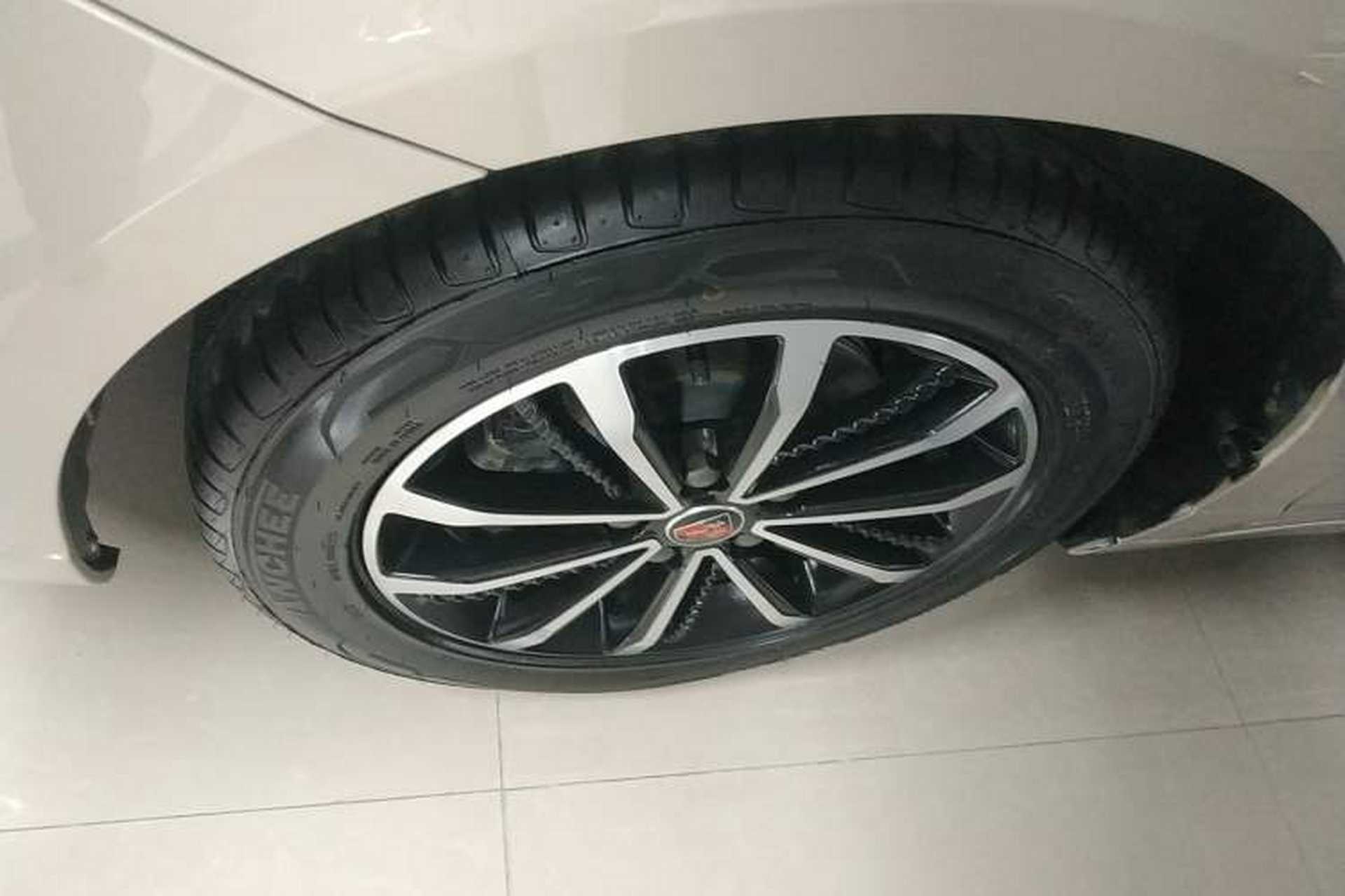 Used Roewe i5 2020 1.5L Automatic 4G Connect Luxury Flagship Edition Exterior 4