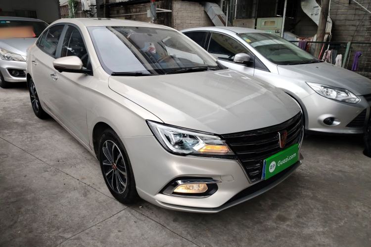 Used Roewe i5 2020 1.5L Automatic 4G Connect Luxury Flagship Edition Front Right 45 Deg