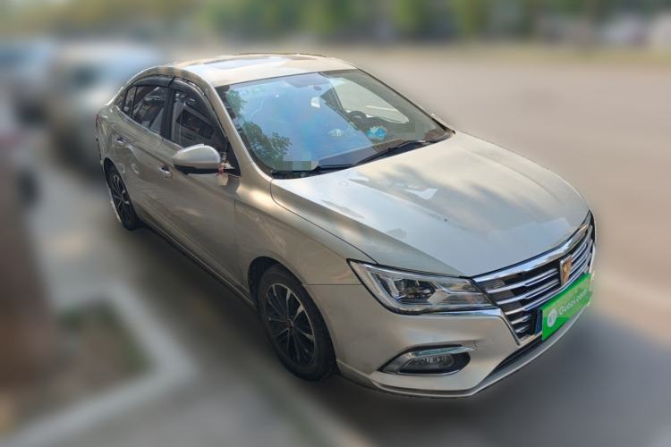 Used Roewe i5 2020 1.5L Automatic 4G Connect Luxury Flagship Edition Front Right 45 Deg