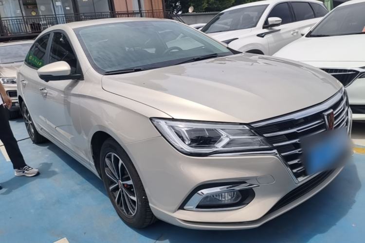 Used Roewe i5 2020 1.5L Automatic 4G Connect Luxury Flagship Edition Front Right 45 Deg