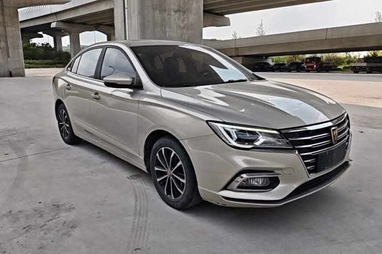 Used Roewe i5 2020 1.5L Manual 4G Connect Leehao Flagship Edition Front Right 45 Deg