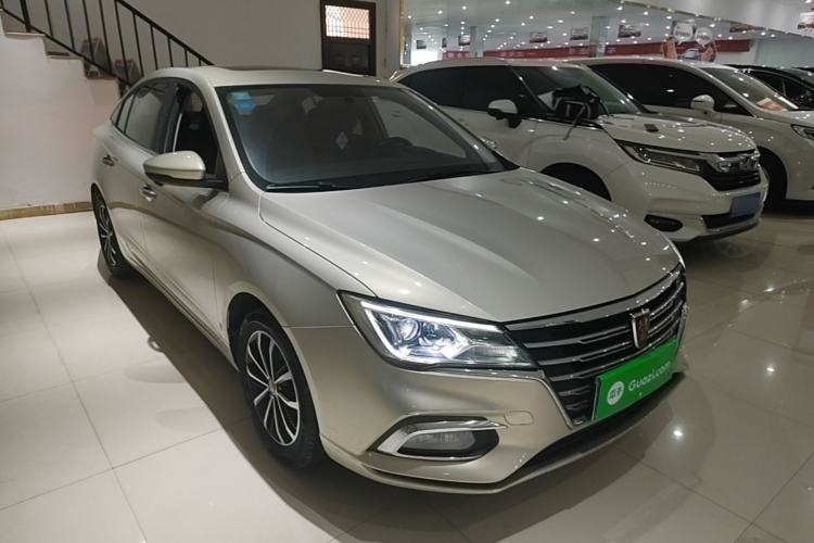 Used Roewe i5 2020 1.5L Automatic 4G Connect Luxury Flagship Edition Front Right 45 Deg