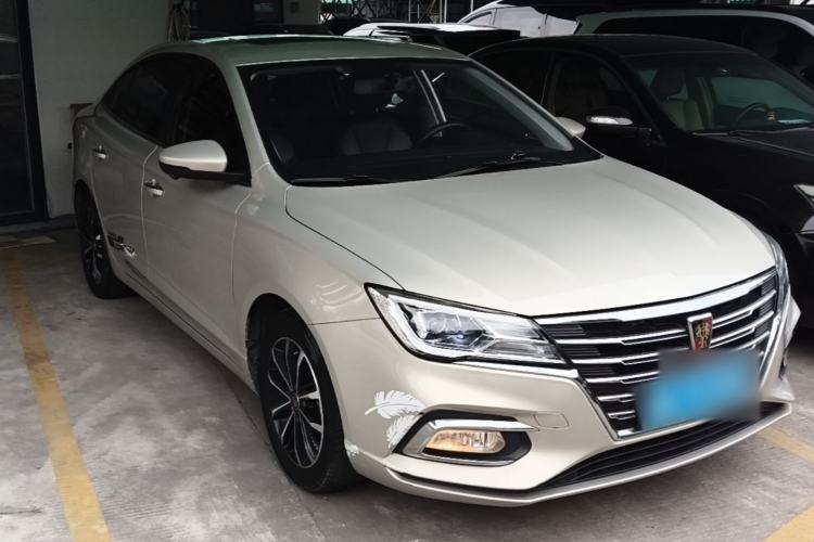 Used Roewe i5 2020 1.5L Automatic 4G Connect Luxury Flagship Edition Front Right 45 Deg