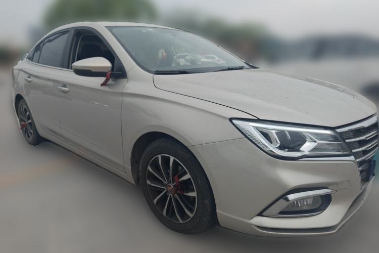 Used Roewe i5 2020 1.5L Manual 4G Connect Leehao Flagship Edition Front Right 45 Deg