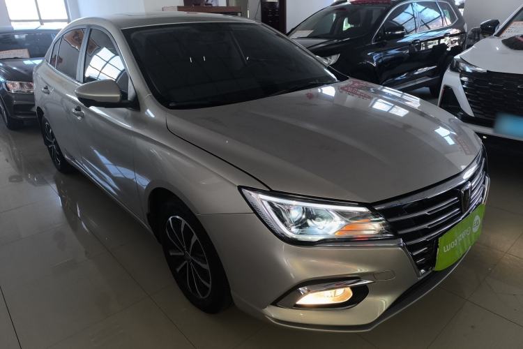 Used Roewe i5 2020 1.5L Automatic 4G Connect Luxury Flagship Edition Front Right 45 Deg