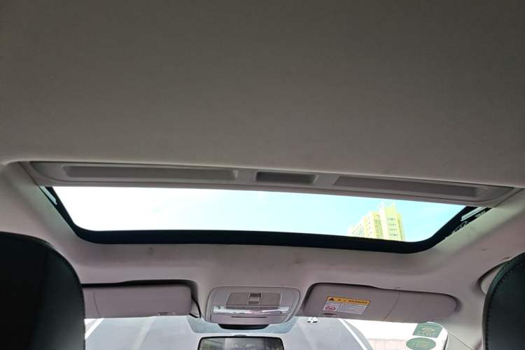 Used Roewe i5 2020 1.5L Manual 4G Connect Leehao Flagship Edition Headliner
