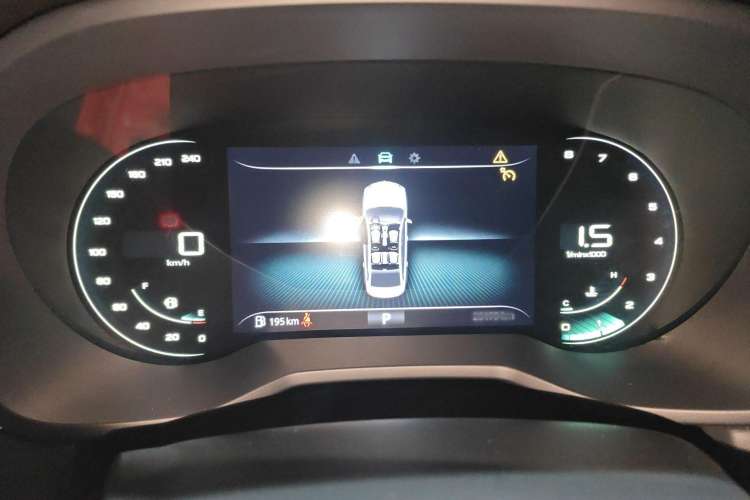 Used Roewe i5 2020 1.5L Automatic 4G Connect Luxury Flagship Edition Instrument Cluster