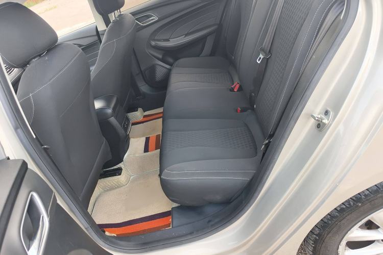 Used Roewe i5 2020 1.5L Manual 4G Connect Luxury Edition Interior 1
