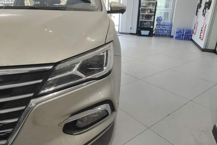 Used Roewe i5 2020 1.5L Automatic 4G Connect Luxury Flagship Edition Left Front Headlight