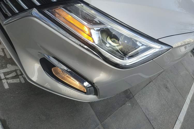 Used Roewe i5 2020 1.5L Manual 4G Connect Leehao Flagship Edition Left Front Headlight