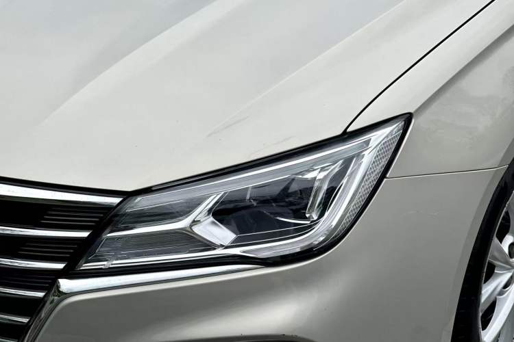 Used Roewe i5 2020 1.5L Manual 4G Connect Luxury Edition Left Front Headlight