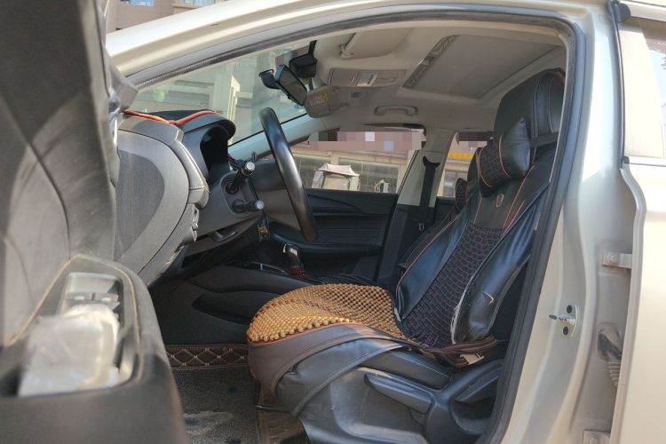 Used Roewe i5 2020 1.5L Automatic 4G Connect Luxury Flagship Edition Left Front Seat