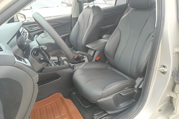 Used Roewe i5 2020 1.5L Manual 4G Connect Leehao Flagship Edition Left Front Seat