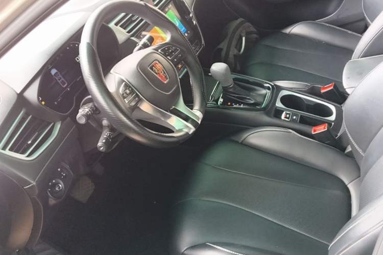 Used Roewe i5 2020 1.5L Automatic 4G Connect Luxury Flagship Edition Left Front Seat
