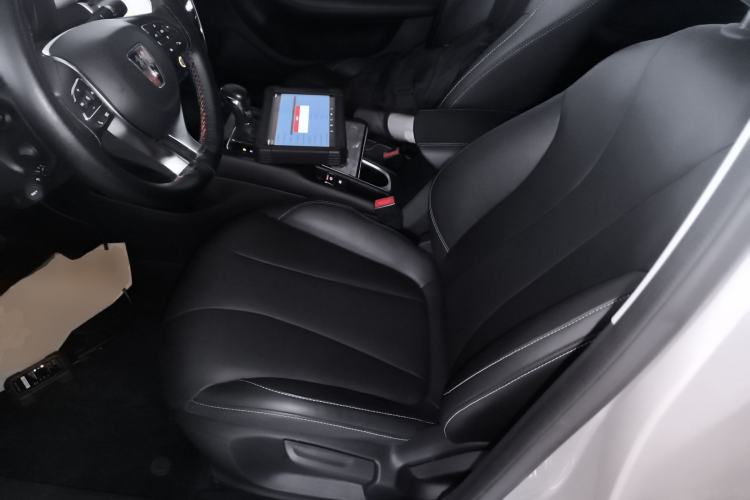 Used Roewe i5 2020 1.5L Automatic 4G Connect Luxury Flagship Edition Left Front Seat