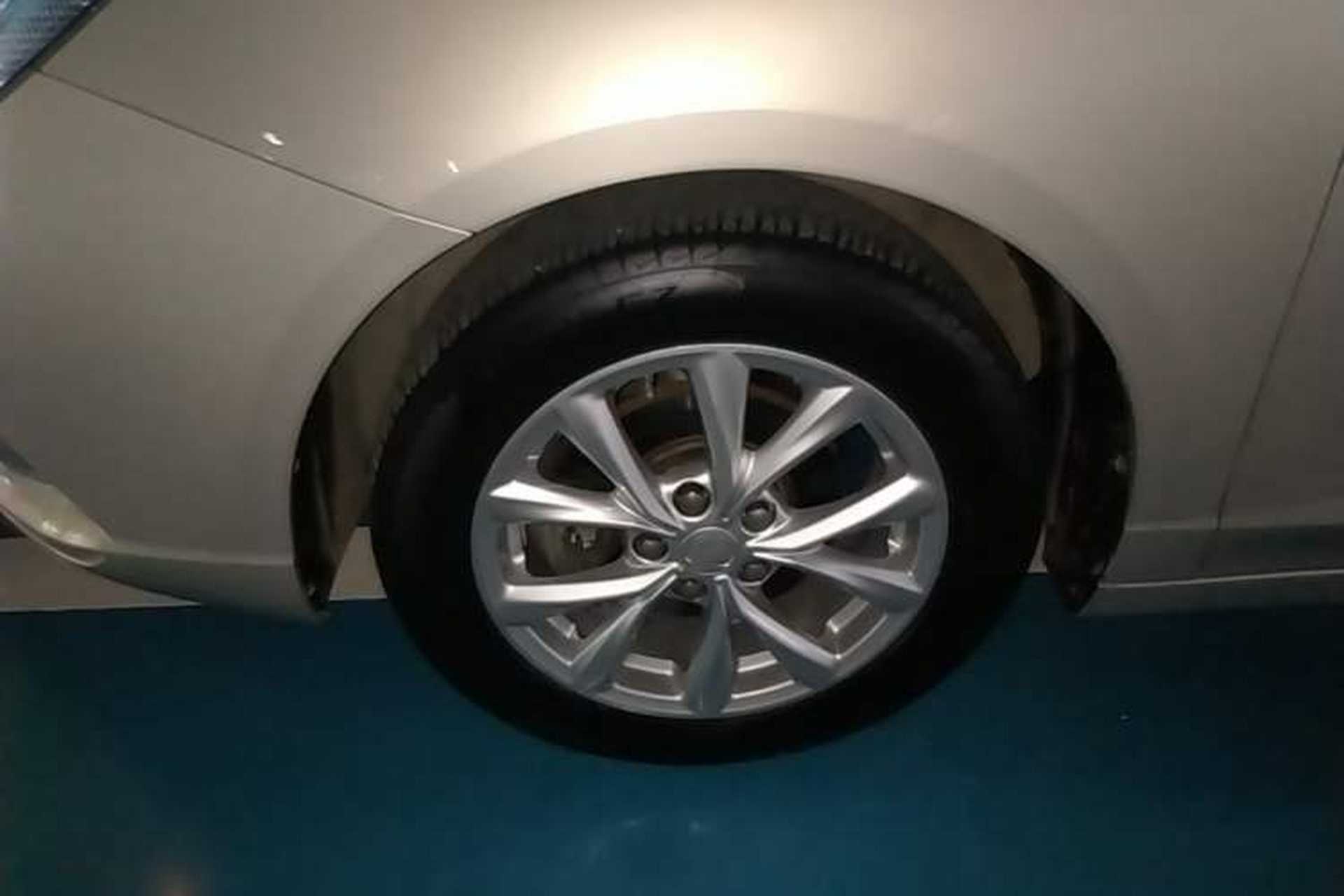 Used Roewe i5 2020 1.5L Manual 4G Connect Luxury Edition Left Front Wheel Hub