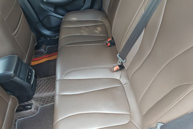 Used Roewe i5 2020 1.5L Manual 4G Connect Luxury Edition Left Rear Seat
